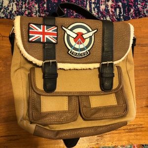 Loungefly x Overwatch Tracer Messenger Bag